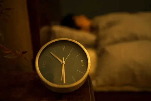 薄毛治療中にやるべきことその4！「早寝早起き」