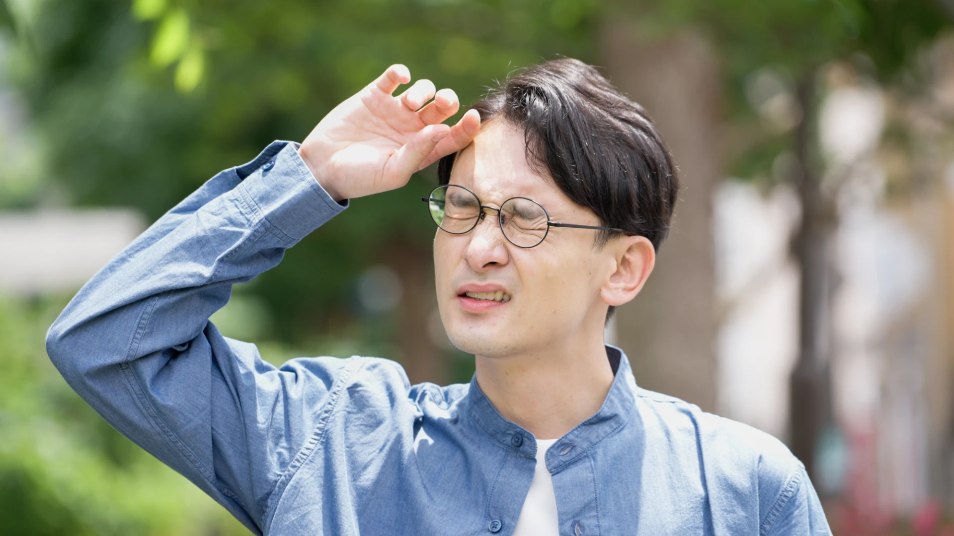 AGAと紫外線は関係ある？抜け毛の見分け方と頭皮の紫外線対策を専門医が解説